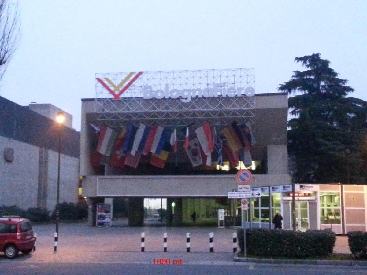 Homeinbo Bologna Bagian luar foto