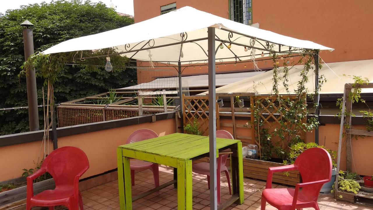 Homeinbo Bologna Bagian luar foto